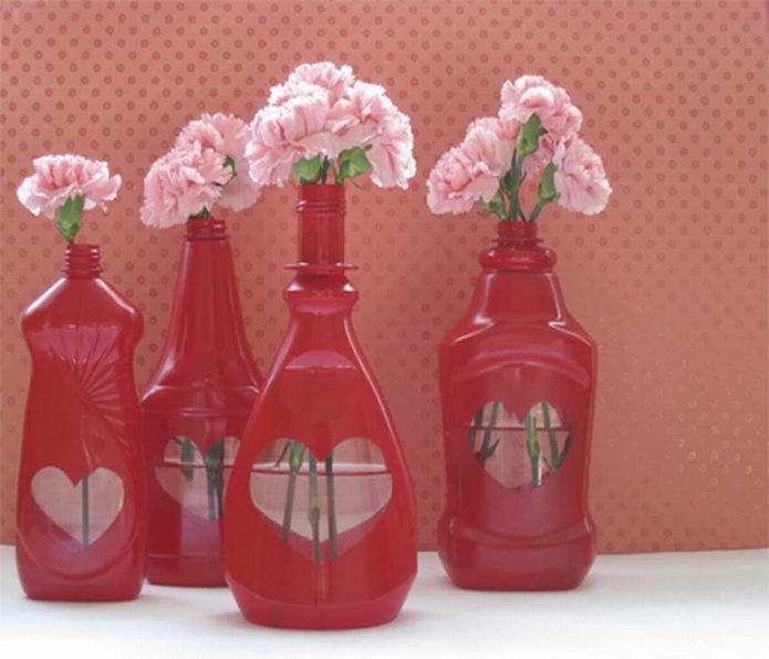 Оригинальные вазы из флаконов от шампуней